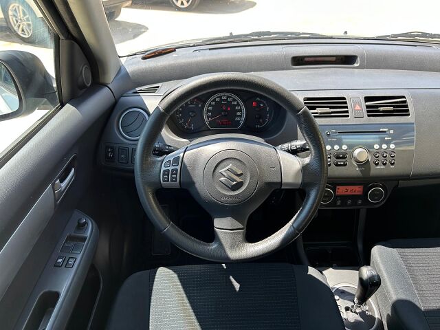 SUZUKI SWIFT 1.3 AUTOMATIC SPANISH LHD IN SPAIN 91000 MILES SUPERB 2008